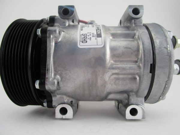 NEW AC COMPRESSOR F69-1018 Kenworth Peterbilt 4148 4146 4313 F691018