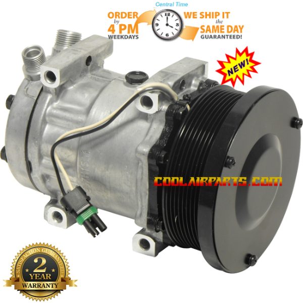 AG522391 New John Deere A/C Compressor  RE68372 Sanden 4698 SD4698 AG719144