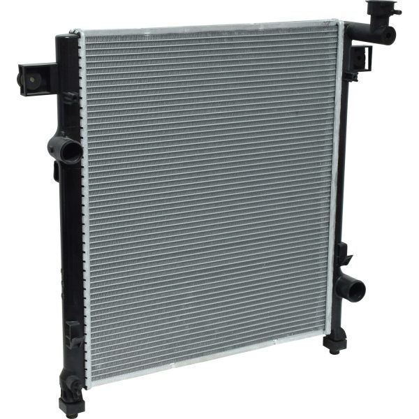 2008-2013 New Radiator RA 13071C - 68033227AA Jeep Liberty